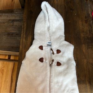 Super cute Old Navy vest, size 4T